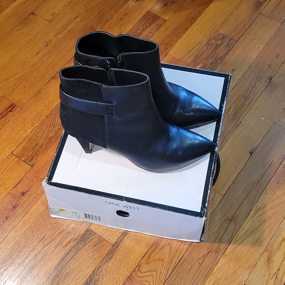 Nine West Bootie
